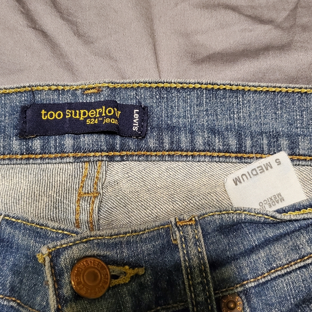 Jeans - Picture 3 of 3
